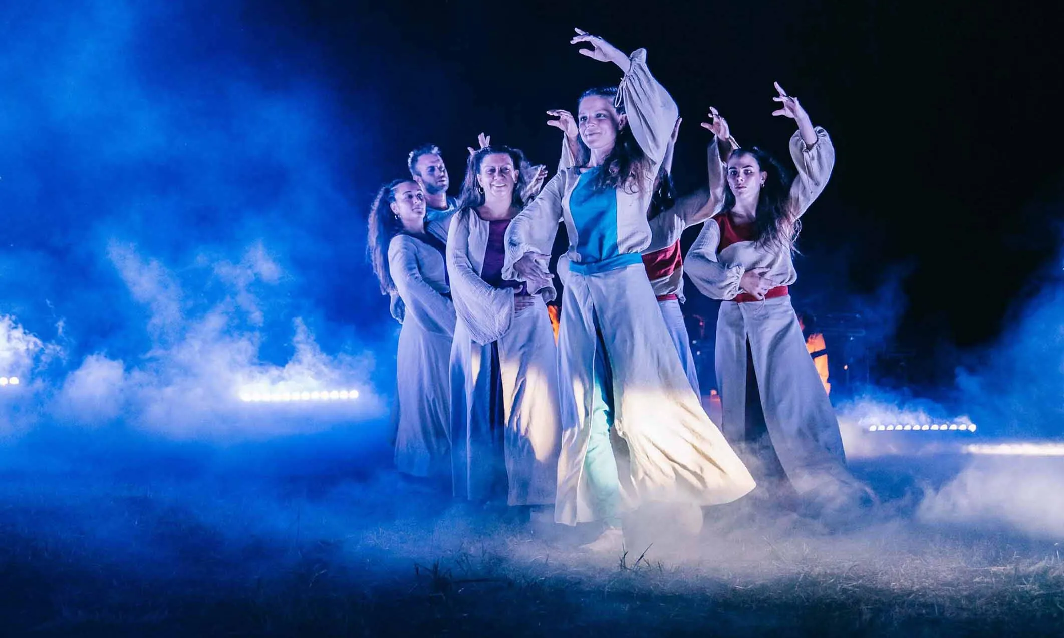 Voluxa és una obra de l'Esbart Morbaleny estrenada en el Festival Ésdansa.