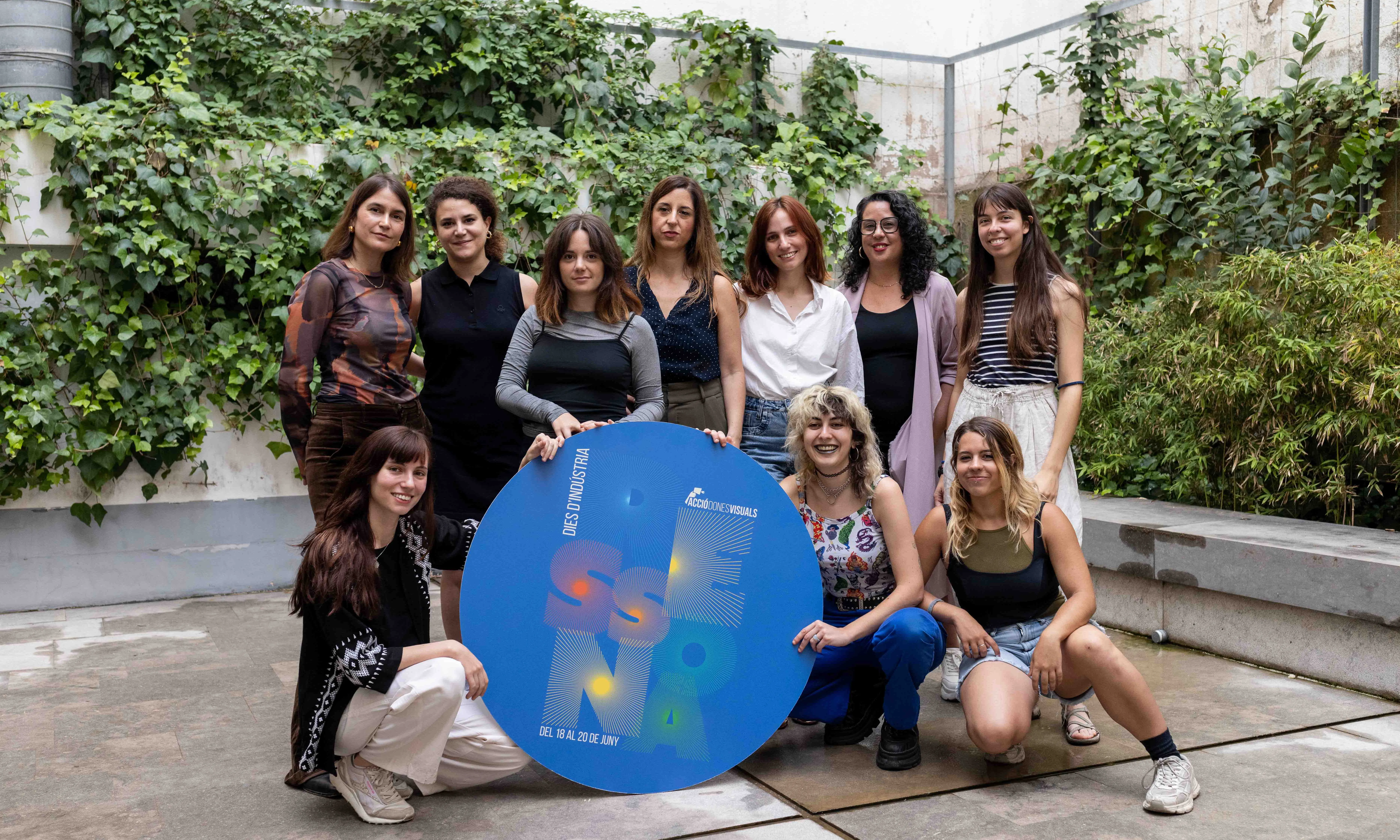 L’associació fomenta la col·laboració entre dones i persones d’identitats dissidents de totes les àrees de la indústria audiovisual