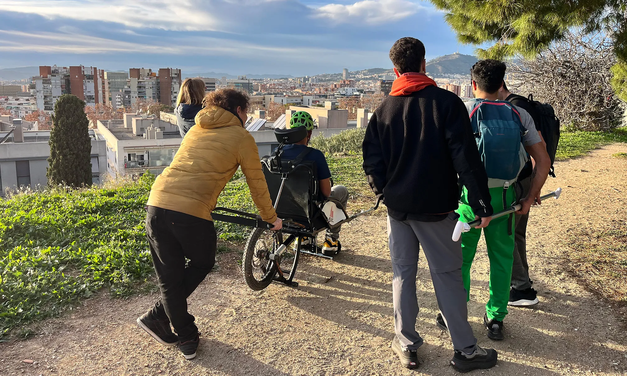 apropen la muntanya a persones amb discapacitat o a aquelles d'entorns socials més vulnerables