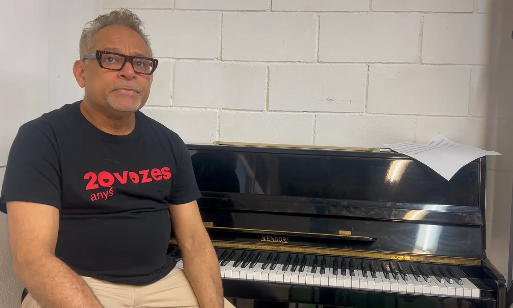 Portada del vídeo: Pablo González: “S'ha organitzat una orquestra juvenil de gran nivell musical a Europa”