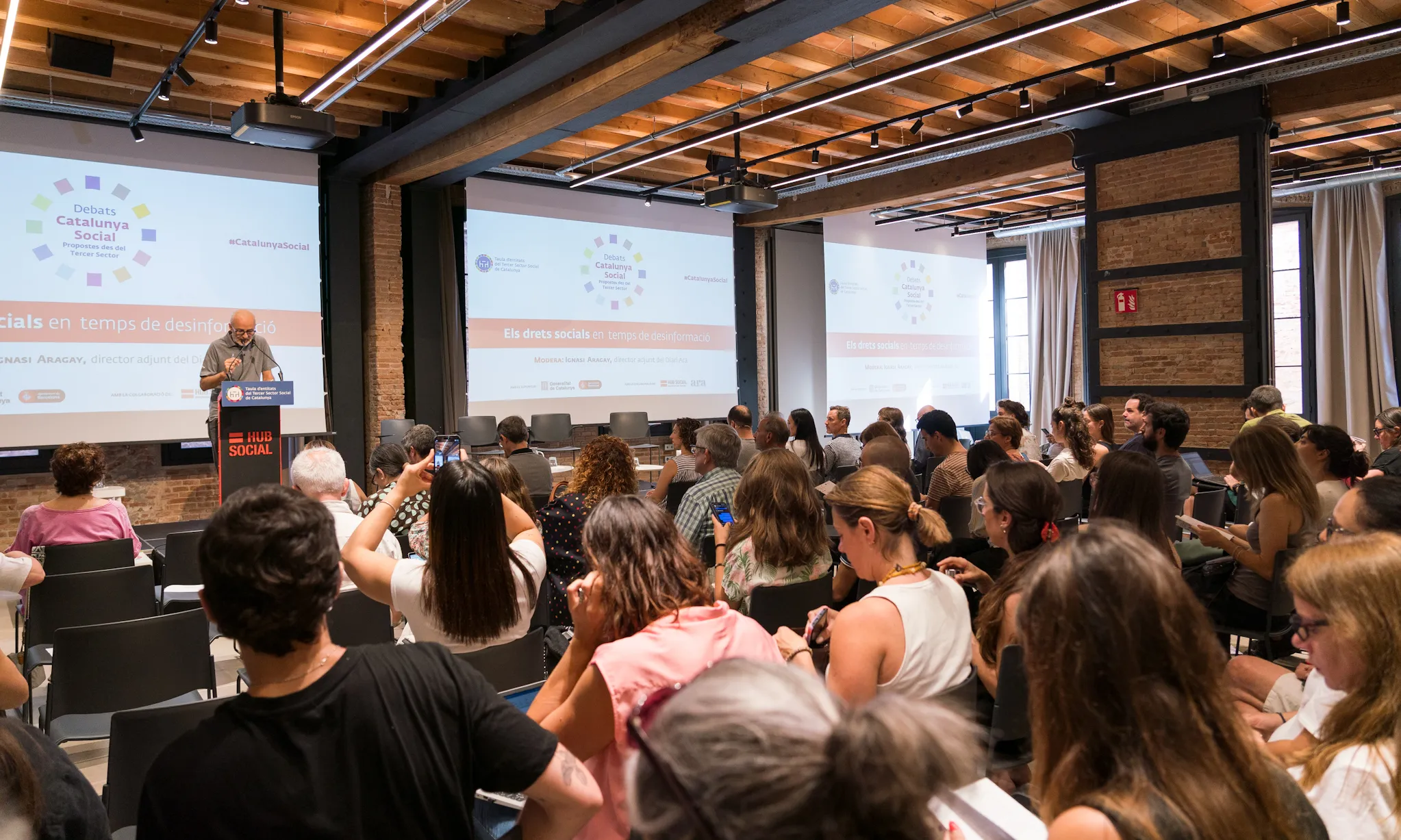 Presentació del document 'Els drets socials en temps de desinformació' de la Taula del Tercer Sector