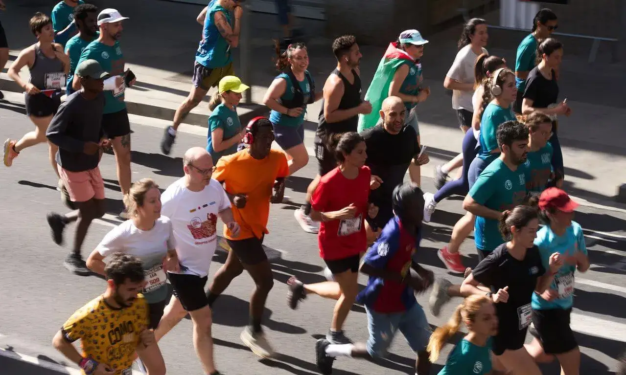 Imatge de la primera cursa antiracista organitzada per Top Manta