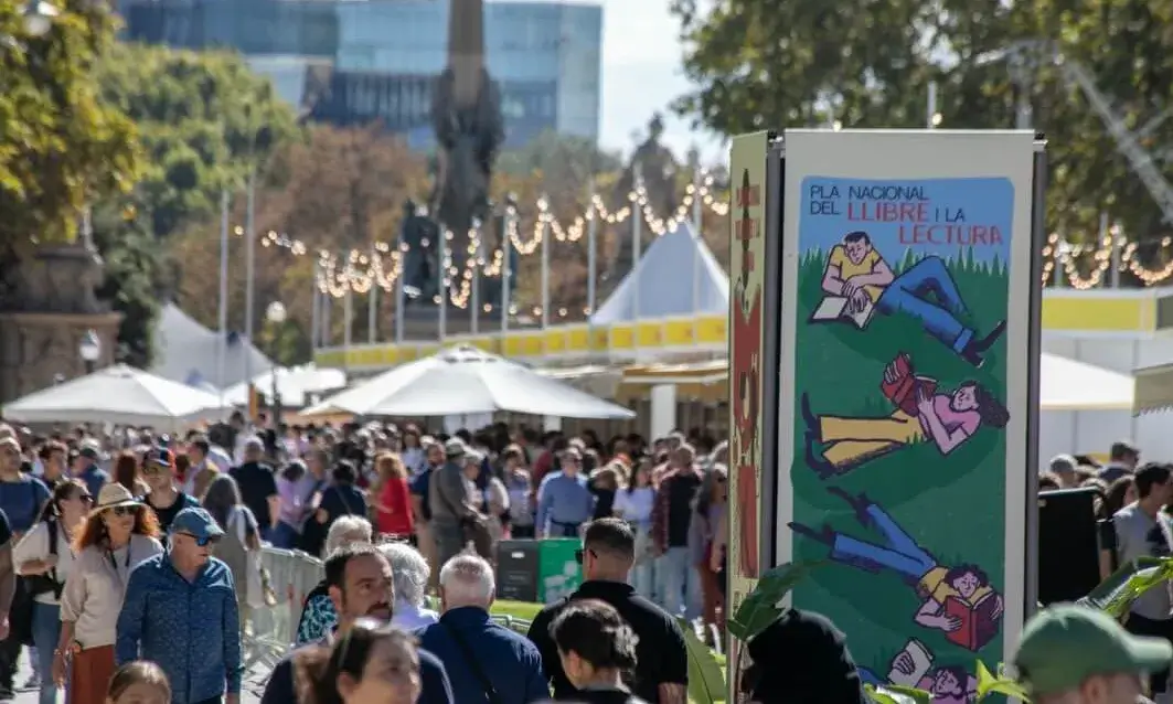 El passeig de Lluís Companys de Barcelona tornarà a omplir-se de llibres del 18 al 27 de setembre amb una nova edició de La Setmana del Llibre en Català.