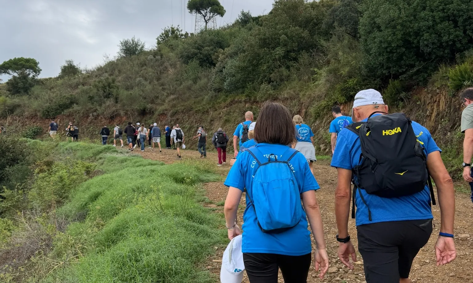 Participants caminant